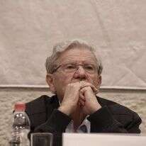 אהרון ברק. | מרים צחי