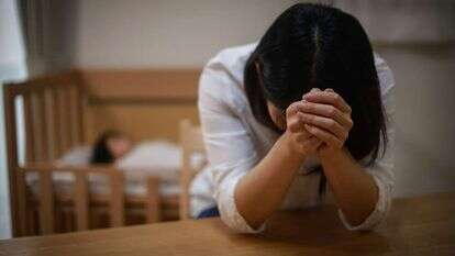 דיכאון אחרי לידה. אילוסטרציה. | שאטרסטוק