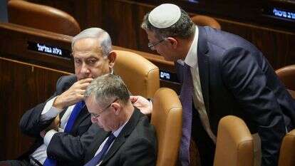 בן גביר, לוין ונתניהו במליאת הכנסת. | נועם מושקוביץ/דוברות הכנסת