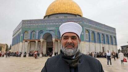 מנהל המסגד, השייח' עומר אל-קיסוואני. | AFP