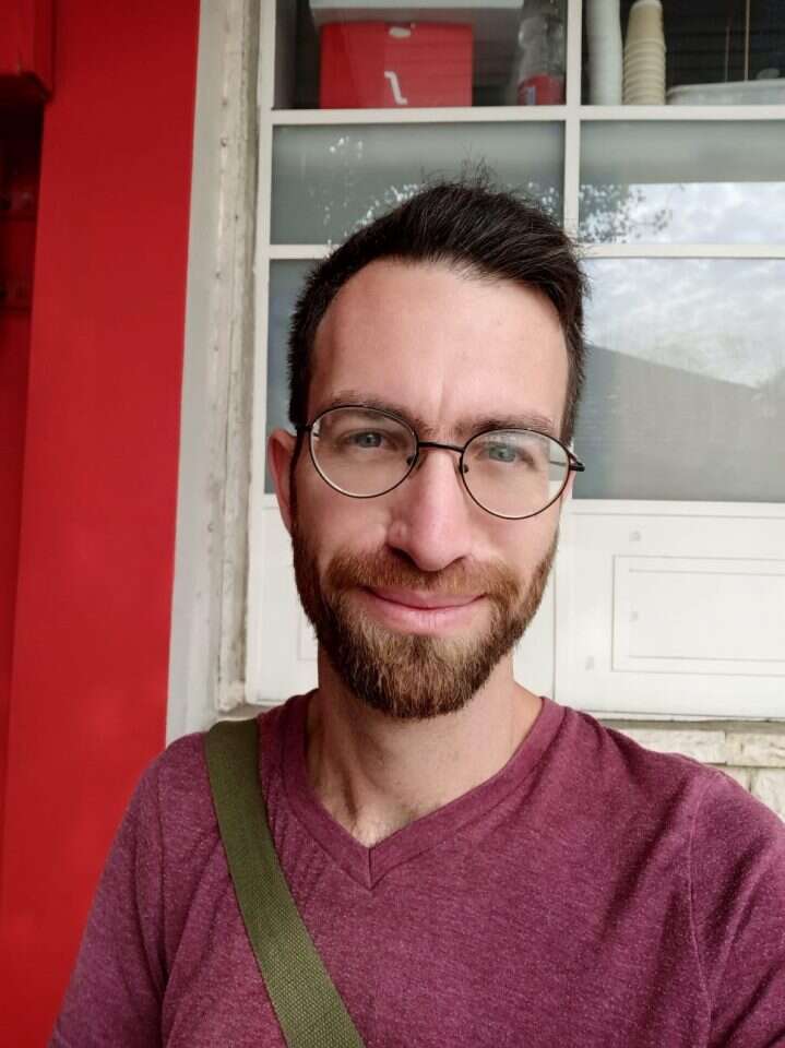 לצאת מהחספוס. ישובב קלינשפיז