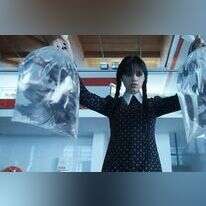 הסדרה ונסדיי. | באדיבות נטפליקס