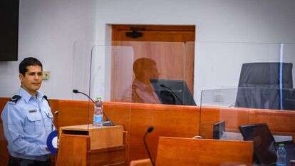 יואב תלם בבית המשפט. | אוליבייה פיטוסי, פלאש 90 יואב תלם בבית המשפט. | אוליבייה פיטוסי, פלאש 90