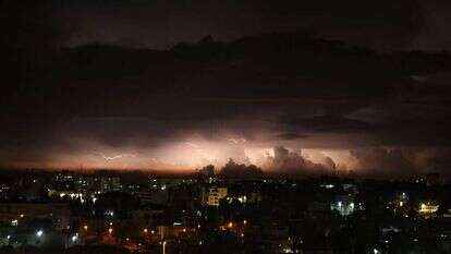 ברקים במהלך סופת רעמים בירושלים. | AFP