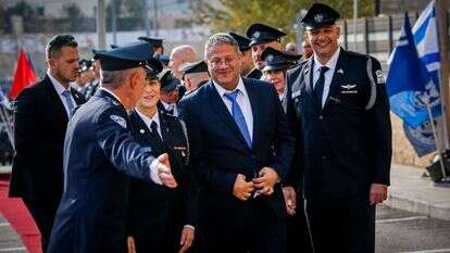 מגורם שולי לכוח פוליטי מרכזי. השר לביטחון לאומי איתמר בן־גביר בטקס כניסתו לתפקיד. | אוליבייה פיטוסי, פלאש 90