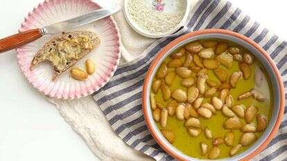 קונפי שום. | אפרת ליכטנשטט