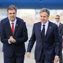 אלי כהן ואנתוני בלינקן. | סיון שחור, לע"מ