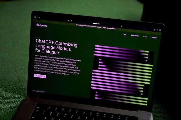 דף הבית של ChatGPT באתר OpenIA | EPA דף הבית של ChatGPT באתר OpenIA | EPA