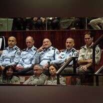 המפכ"ל ובכירי המשטרה. | AFP המפכ"ל ובכירי המשטרה. | AFP