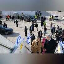 נתניהו עולה למטוס בדרך לאירופה. | עמוס בן גרשום, לע"מ נתניהו עולה למטוס בדרך לאירופה. | עמוס בן גרשום, לע"מ