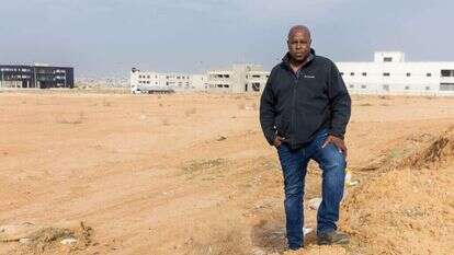 ואחיד אל־הוזייל. | לירון מולדובן ואחיד אל־הוזייל. | לירון מולדובן