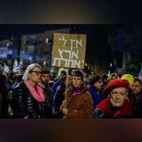 התחושות הקשות אינן פייק. הפגנת שמאל נגד הרפורמה המשפטית. | אוליבייה פיטוסי, פלאש 90