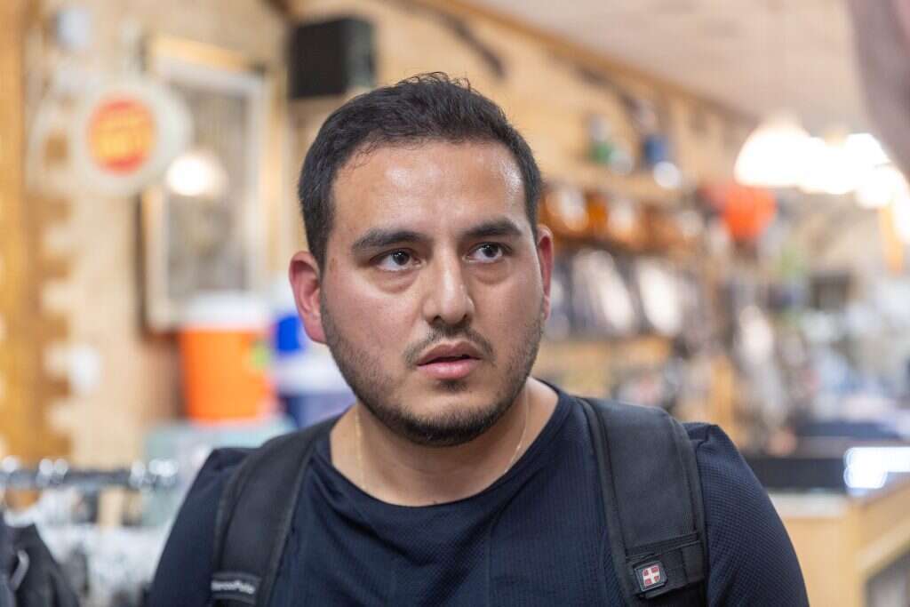 מרטין. | יוסי אלוני מרטין. | יוסי אלוני