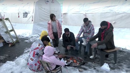 ניצולי רעידת האדמה בטורקיה. | רויטרס