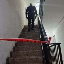 בית הדירות בו נמצאה הנרצחת. | דוברות משטרת ישראל