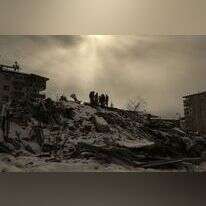 ההריסות מכוסות השלג בטורקיה. | אמרה גורל, AP