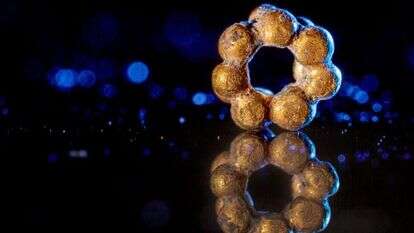 חרוז הזהב שהתגלה בחפירות רשות העתיקות בעיר דוד. | קובי הראתי עיר דוד