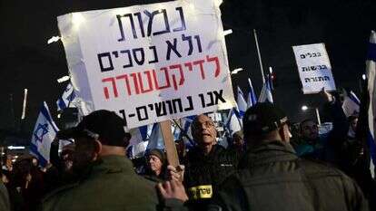 הפגנת השמאל בתל־אביב. | תומר נויברג, פלאש 90