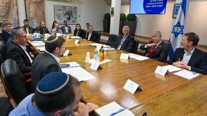 שר האוצר סמוטריץ' וראש הממשלה נתניהו בדיון ראשון על התקציב. | קובי גדעון לע"מ