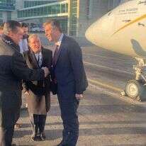 השר אלי כהן עם נחיתתו בטורקיה. | משרד החוץ