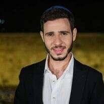 יאיר שרקי. | אריה לייב אברמס, פלאש 90