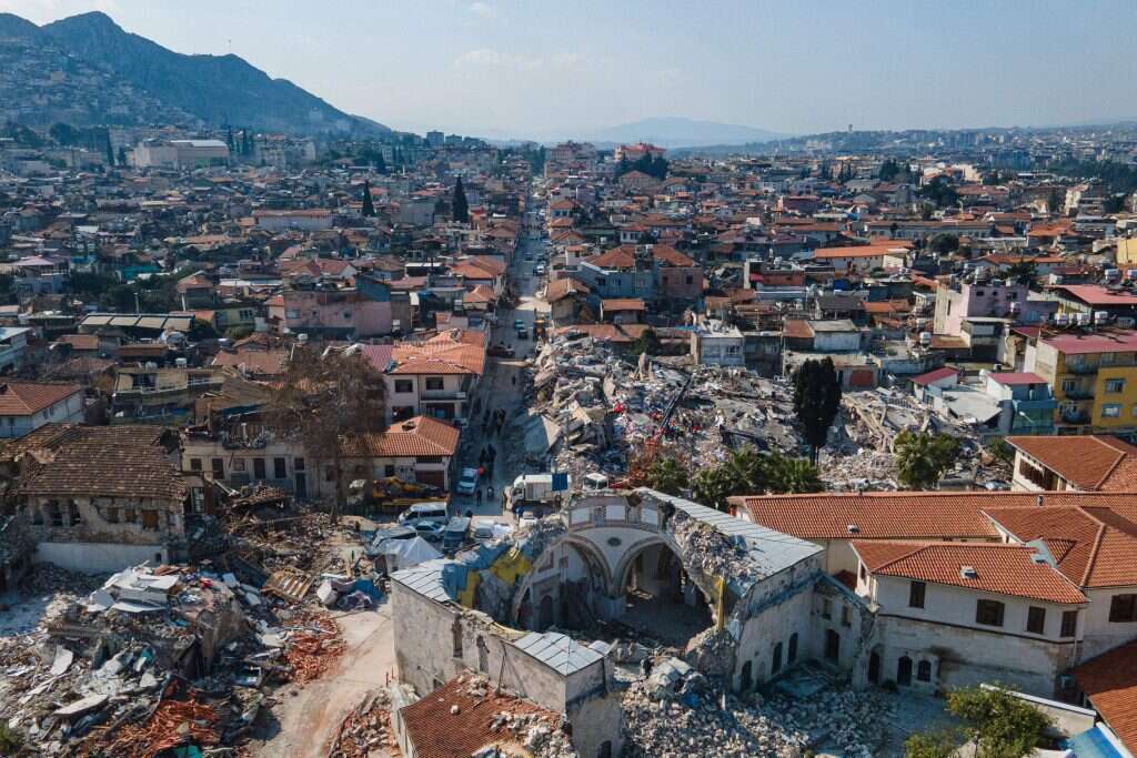 ממראות ההרס באנטקיה. | איי.אף.פי ממראות ההרס באנטקיה. | איי.אף.פי