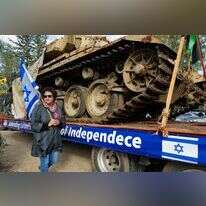 מיצג מחאה של מתנגדי הרפורמה: טנק שנלקח מאתר זיכרון בגולן. | מיכאל גלעדי, פלאש 90