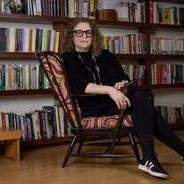 נועה מנהיים (47) ראש מחלקת ספרות עברית בהוצאת כנרת־זמורה־דביר. | אריק סולטן