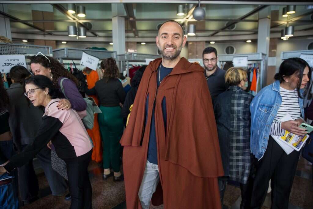 לירון מולדובן