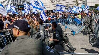 התפרעויות מפגיני שמאל בתל אביב. | אריק מרמור, פלאש 90