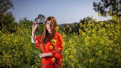 נויה מנדל. | אריק סולטן