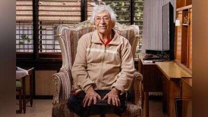 מלכה־רז'ין. | ברוך גרינברג