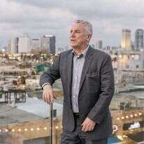 ד"ר מייקל דוראן. | אבישג שאר־ישוב