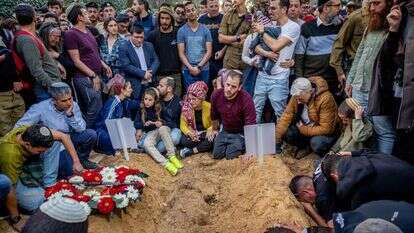 הלוויית האחים הלל ויגל יניב הי"ד. | יונתן זינדל, פלאש 90