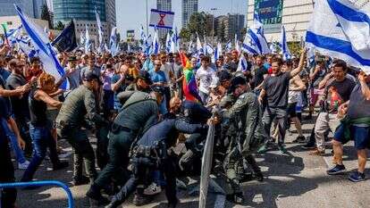 חסימת כבישים של מתנגדי הרפורמה בתל־אביב. | אריק מרמור, פלאש 90