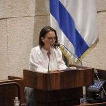 שרת ההסברה גלית דיסטל-אטבריאן במליאת הכנסת. | דני שם טוב - דוברות הכנסת