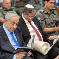 ראש הממשלה נתניהו ואיתמר בן גביר בקריאת מגילה בבסיס מג"ב בבית חורון, 2023