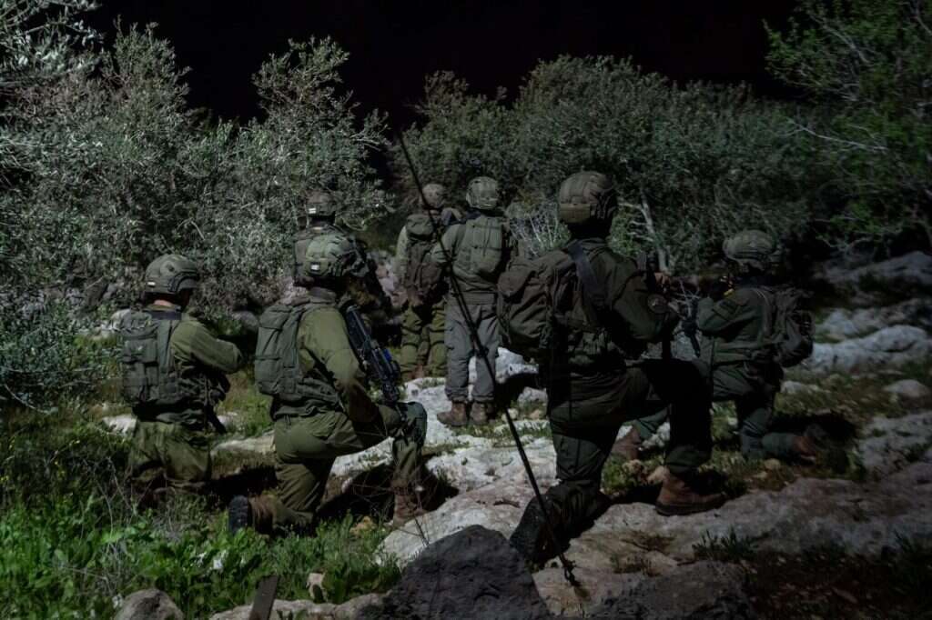 כוחות צה"ל ביהודה ושומרון. | דו"צ