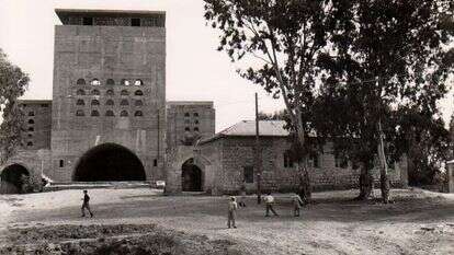 בית הכנסת המרכזי בחדרה, בעבר. | באדיבות ארכיון מוזיאון החאן, חדרה