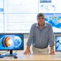 מגוף מחקר לשותף אופרטיבי. גבירצמן במכון הגיאולוגי בירושלים. | אריק מרמור, פלאש 90 מגוף מחקר לשותף אופרטיבי. גבירצמן במכון הגיאולוגי בירושלים. | אריק מרמור, פלאש 90