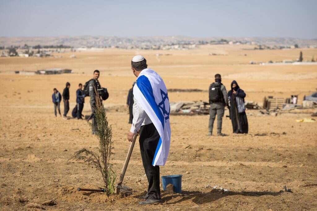השר בן־גביר בנטיעות קק"ל בנגב | אריק סולטן