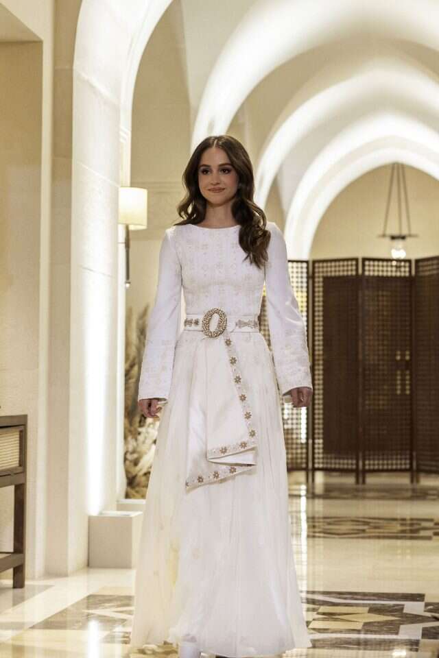 הנסיכה הירדנית לפני חתונתה. | Photo by Office of Her Majesty Queen Rania Al Abdullah / AFP