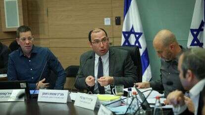 רוטמן בוועדת החוקה. | יונתן זינדל, פלאש 90