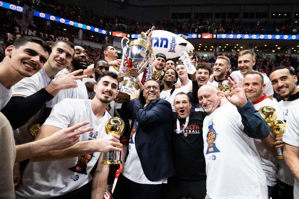 שליטה מהרגע הראשון. ירושלים חוגגת זכייה בגביע המדינה. | אורן בן–חקון, פלאש 90