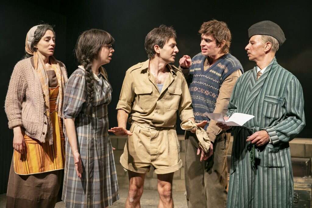 דיסוננס ובדידות. מתוך ההצגה נער האופניים. | יעל אילן