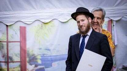 אברי גלעד והרב יעקב נחימובסקי. | אריק סולטן