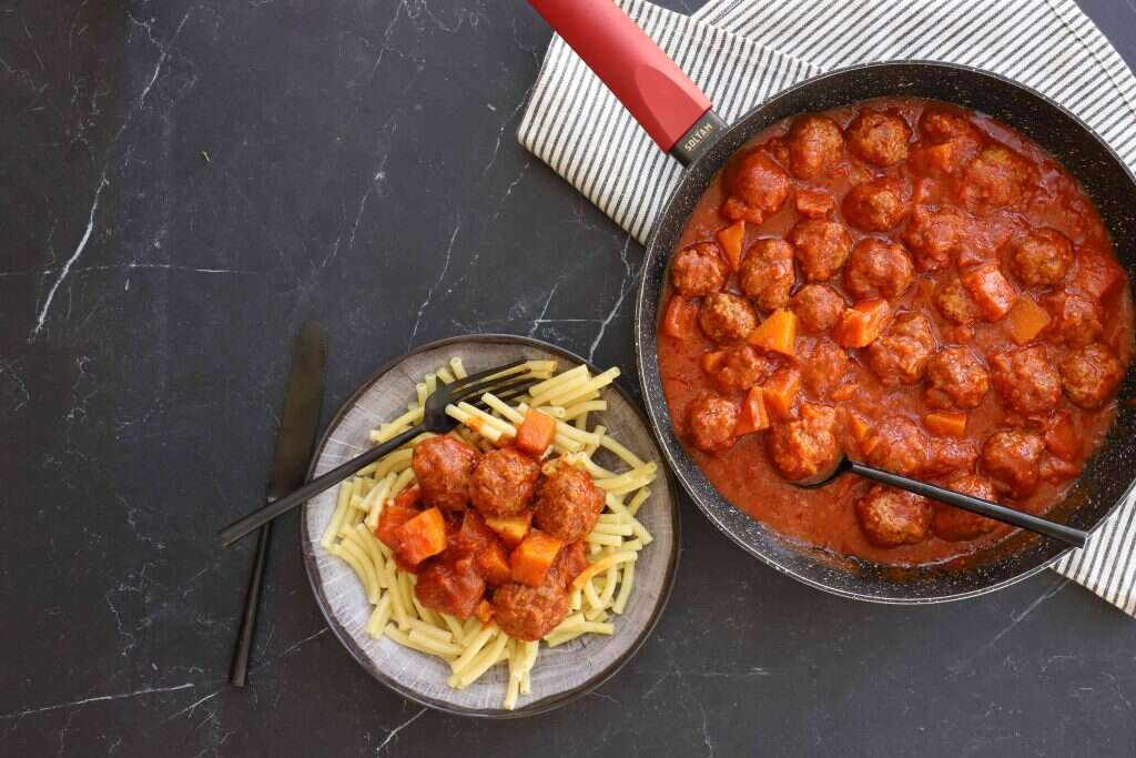 אפרת ליכטנשטט אפרת ליכטנשטט