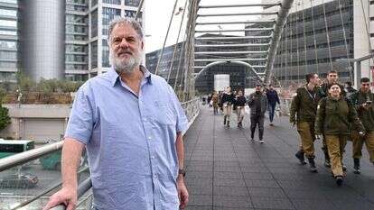 סינגר סמוך לבסיס הקריה בתל־אביב. | יוסי זליגר