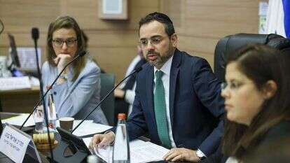 השר אריאל בוסו בוועדת הבריאות. | דוברות הכנסת- נועם מושקוביץ'