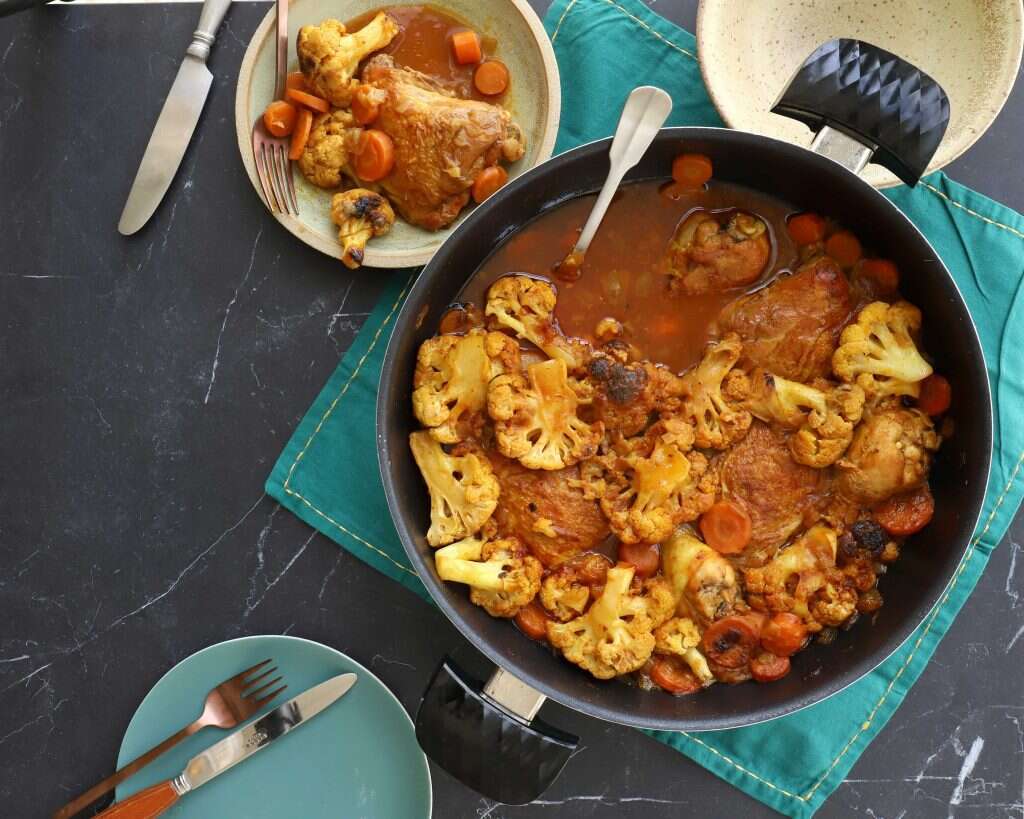 תבשיל עוף, כרובית וגזר. | אפרת ליכטנשטט